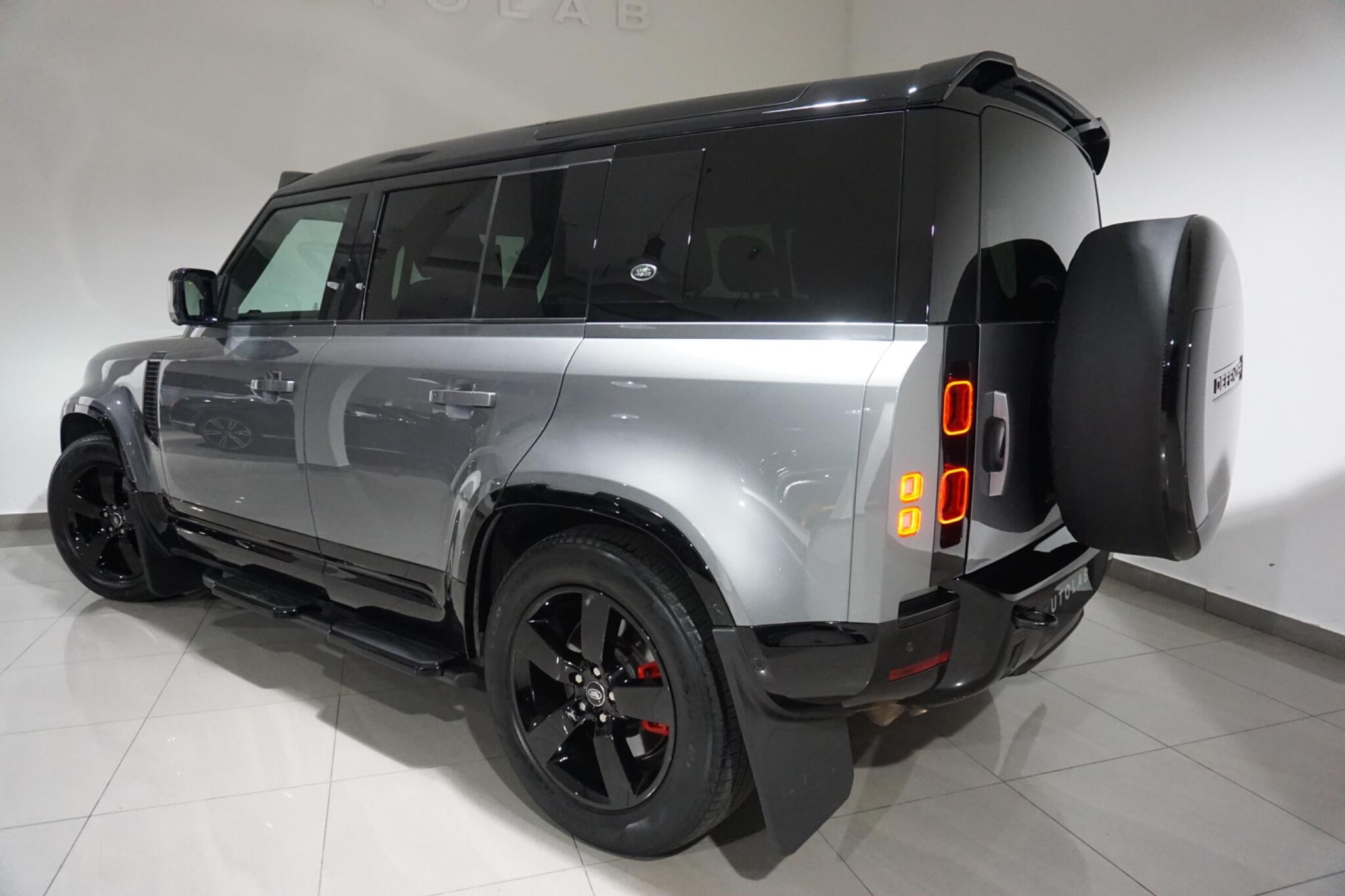 Land Rover Defender 110 3.0 D250 MHEV X-Dynamic SE SUV 5dr Diesel Auto 4WD Euro 6 (s/s) (250 ps)